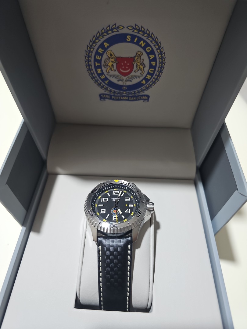 Saf best sale aviator watch