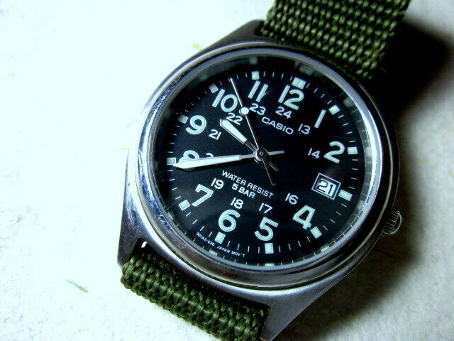Casio field watch hotsell