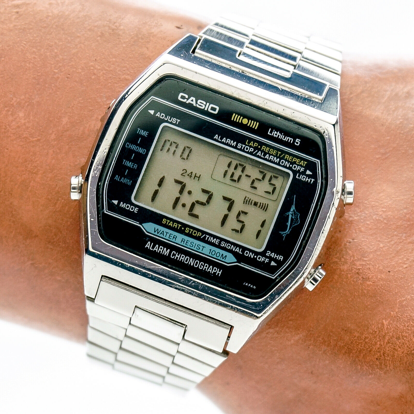 Casio alarm chrono lithium deals