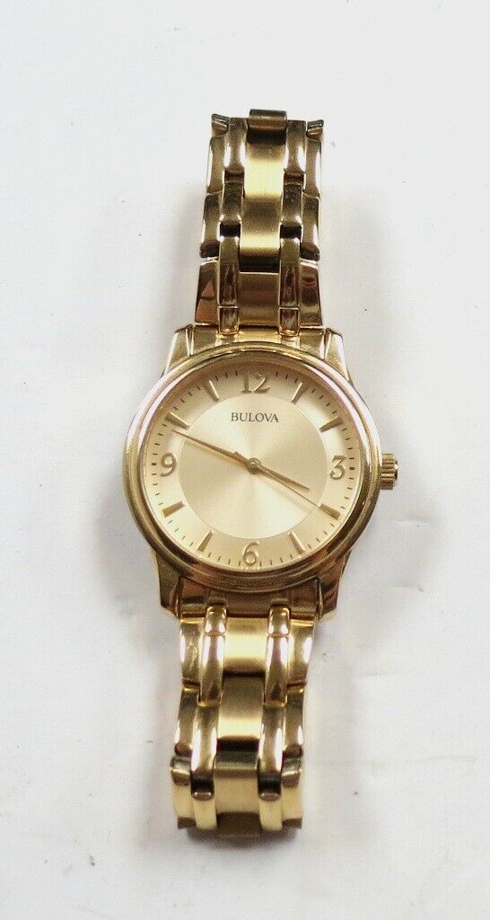 Bulova Men s 97A120 Classic Gold Dial Gold Tone Stainless Steel