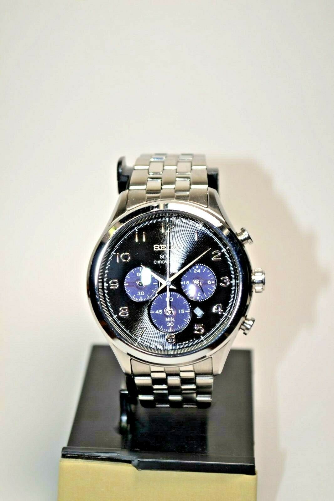 Men's SEIKO Solar Stainless Steel Chronograph Wristwatch