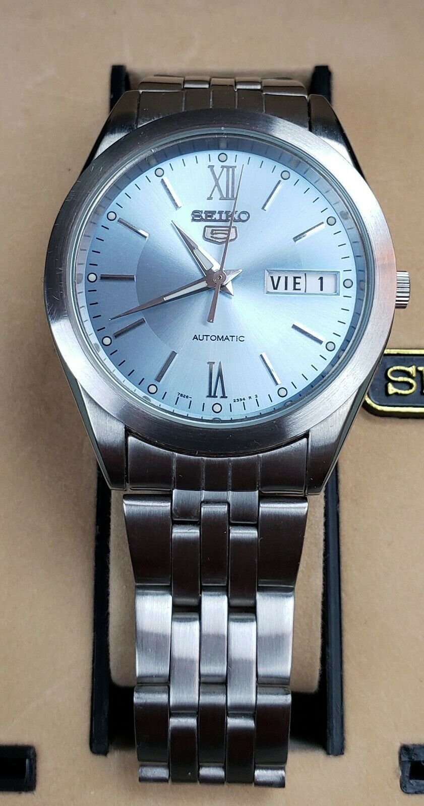 Authentic Vintage Seiko 5 Mens Automatic 7S26 0420 Watch with Blue