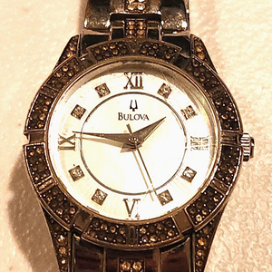 Ladies BULOVA C6337017 Quartz Wristwatch Swarovski Crystals  display picture 3