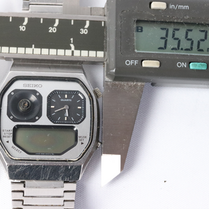 VINTAGE SEIKO ROBOT FACE H239-5020 DIGITAL WATCH - SPARES OR
