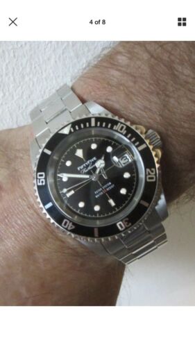 invicta fifty five fathoms