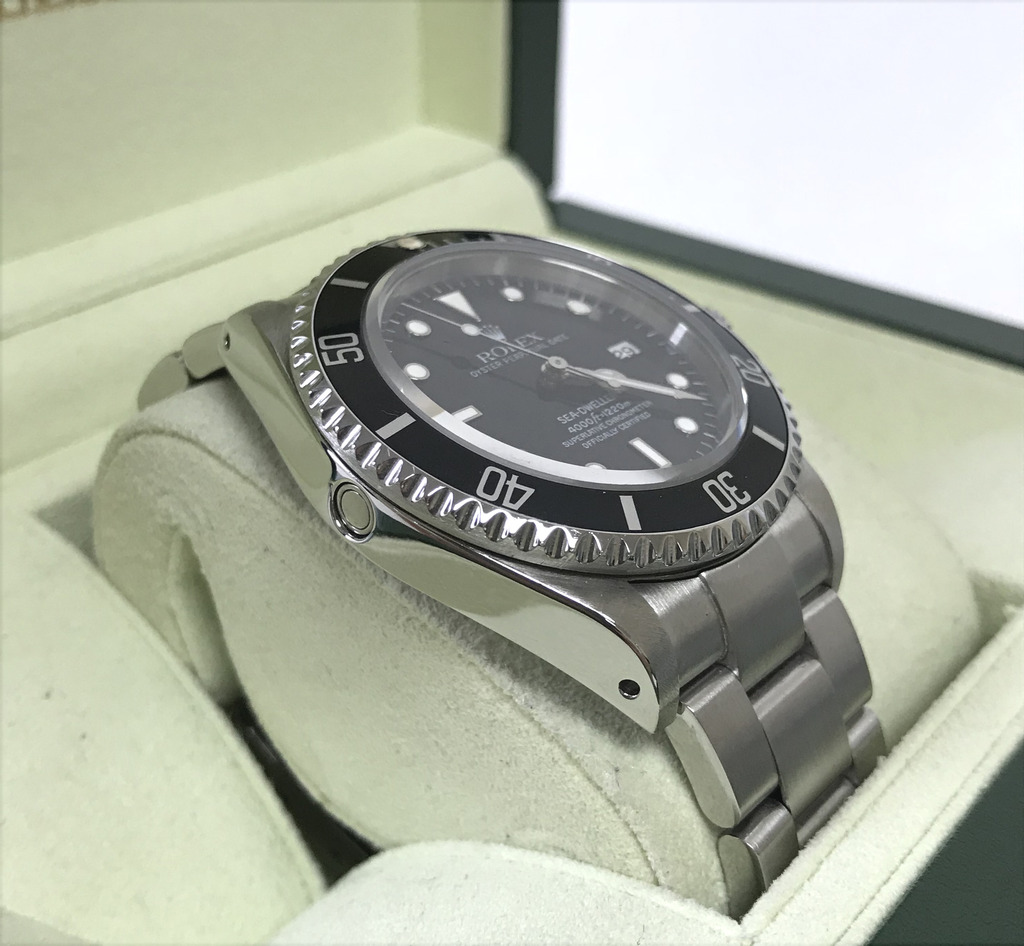 Rolex Sea-Dweller in Oystersteel and gold, M126603-0001 | London Jewelers