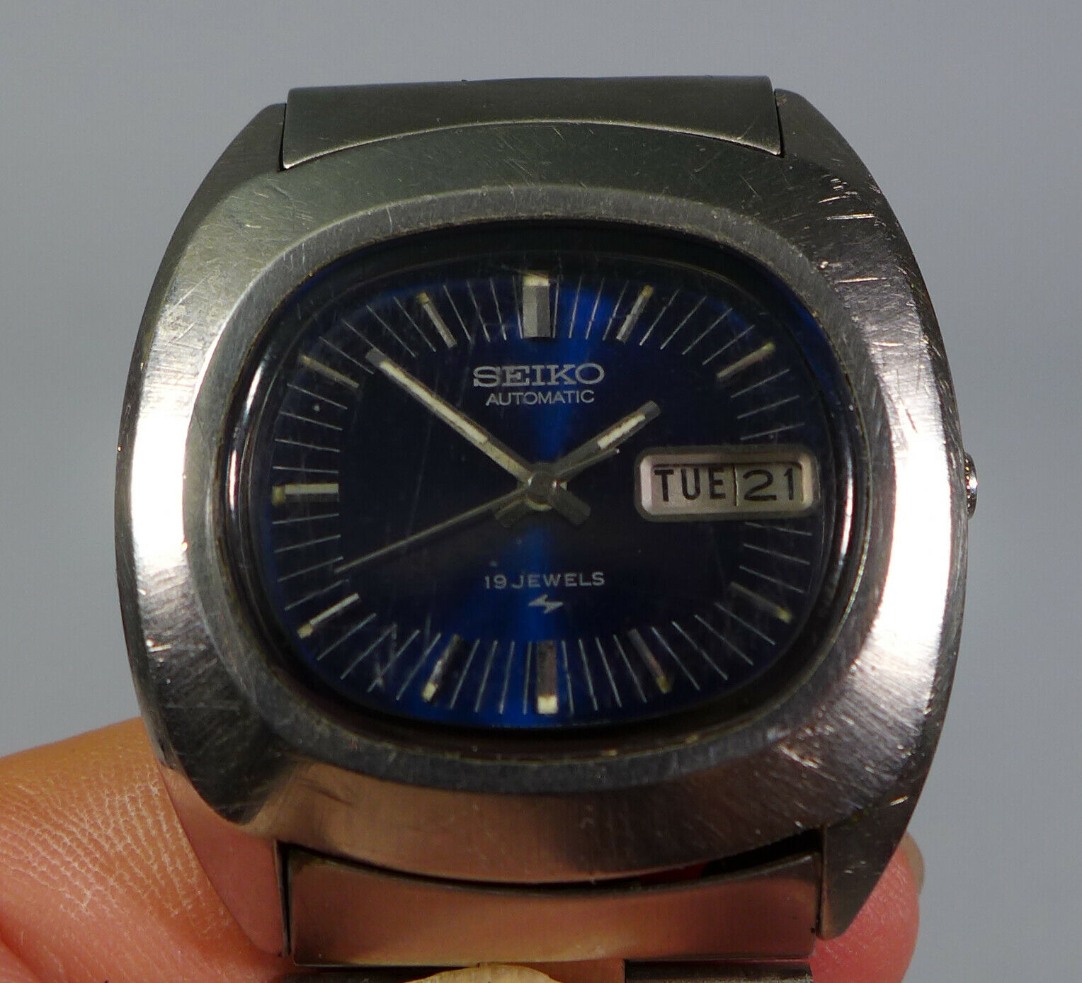 VINTAGE 1970'S STAINLESS GENTS SEIKO AUTOMATIC WRIST WATCH 19 JEWELS  7006-5010R | WatchCharts