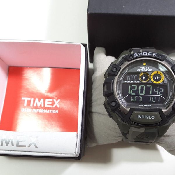 Timex Expedition T49971 Orologio Digitale Uomo – World Time, 3 Allarmi, Indiglo, 100m Water Resistant