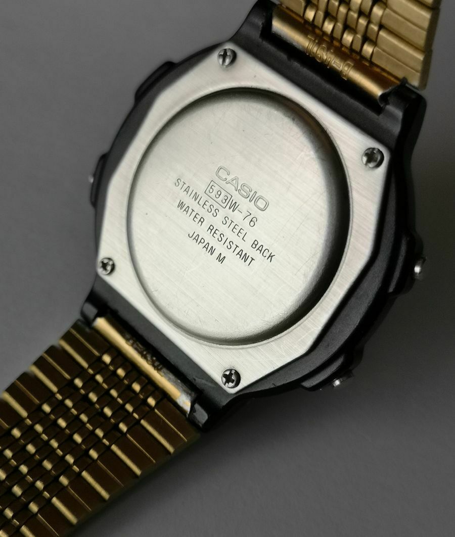 Vintage rare year 1987 Casio W-76 module 593 men's quartz digital