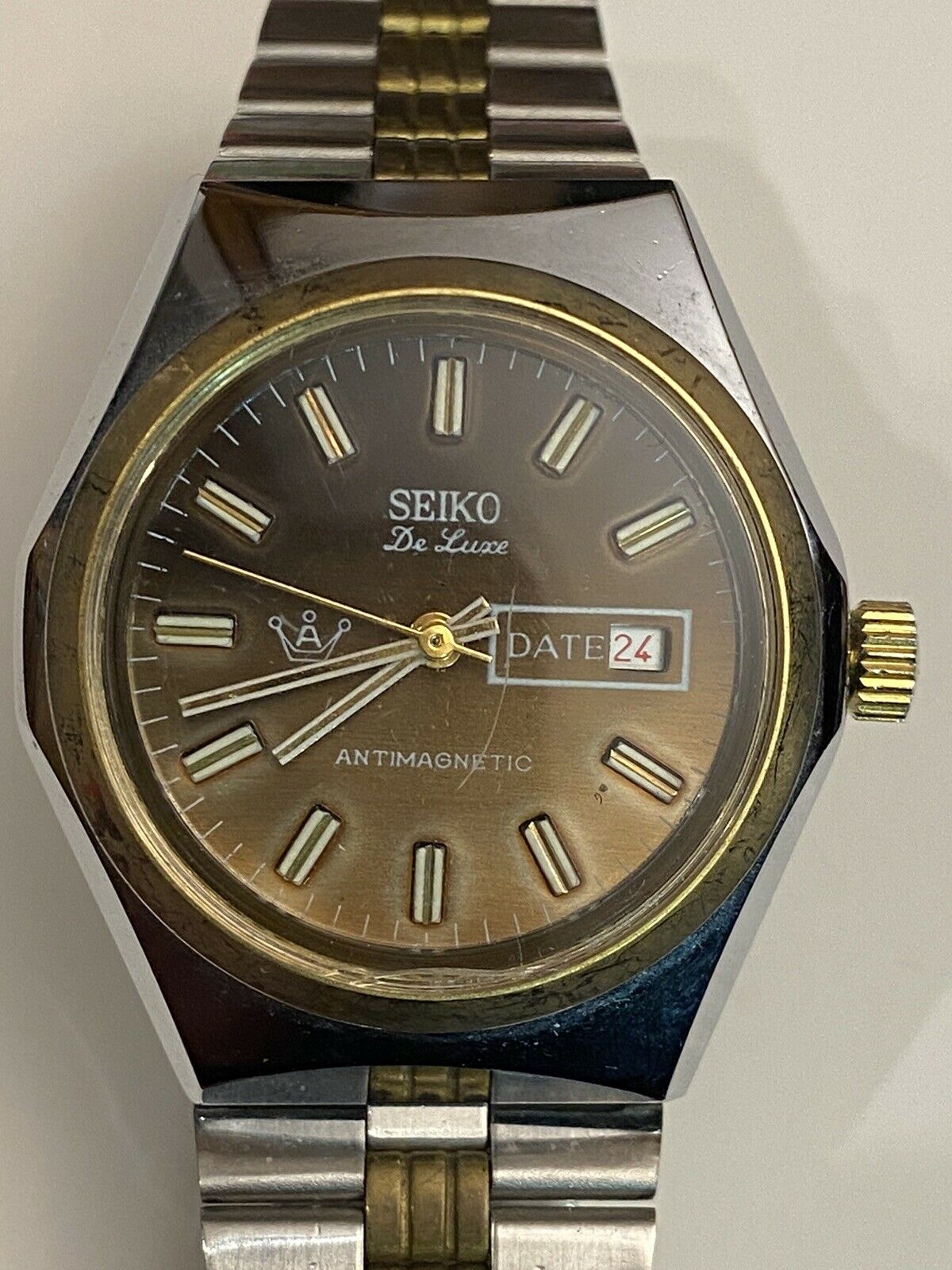seiko de luxe antimagnetic