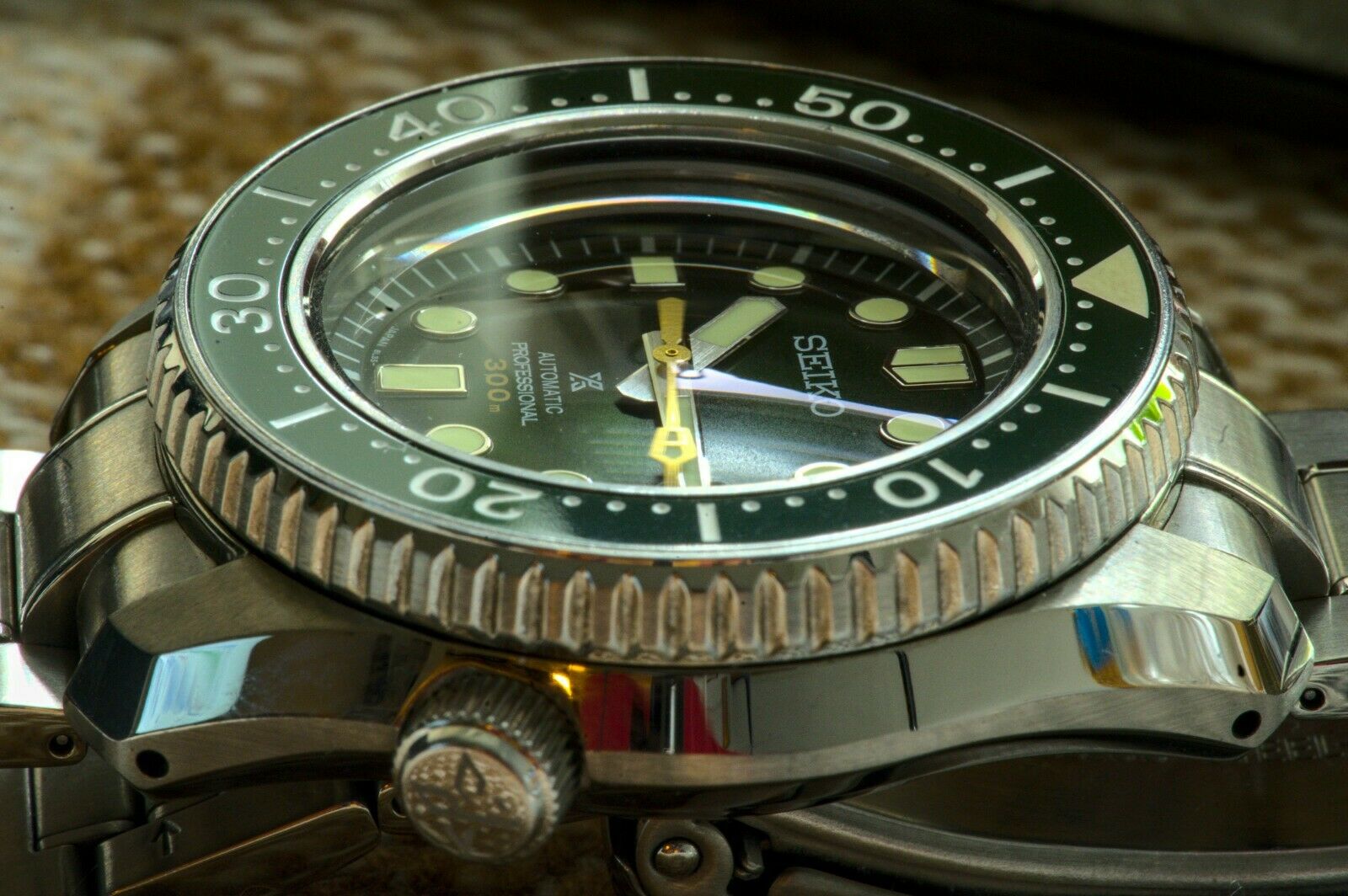 Seiko SLA019 Hulk Green Marinemaster 300 MM300 | WatchCharts