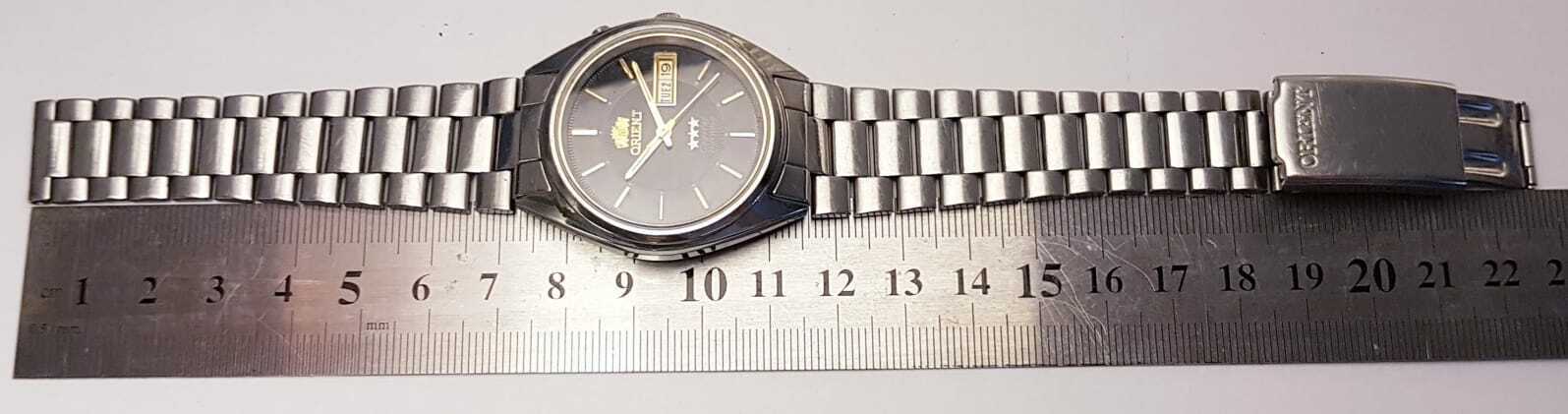 VINTAGE ORIENT 469WA3-81 Crystal Automatic Day/Date 21