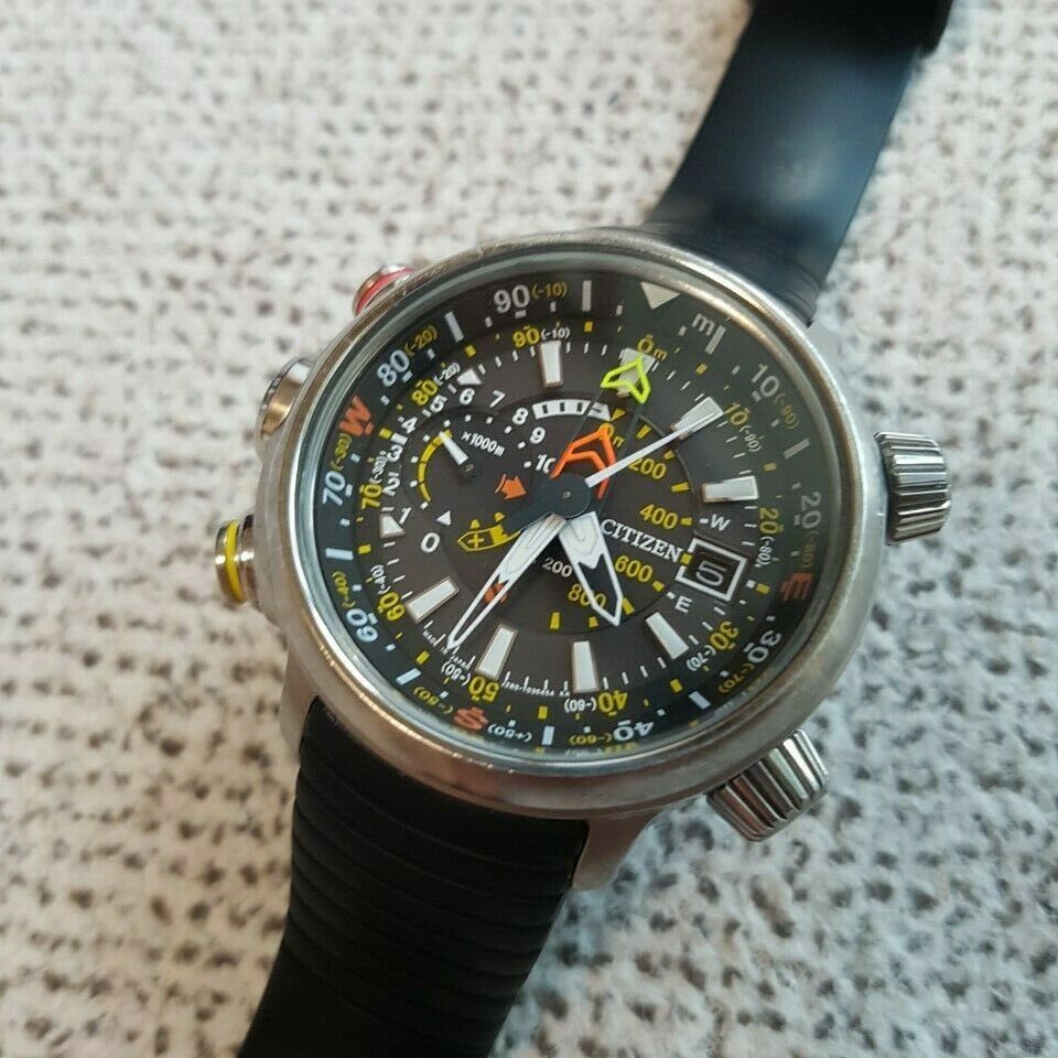 Citizen Promaster Altichron BN4021-02E Orologio Uomo In Super Titanio, Eco-Drive, Altimetro E Bussola, 49.5mm