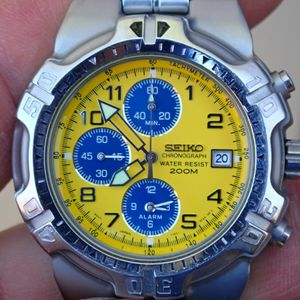 Seiko 200M Divers Yellow Dial Chronograph V RARE Only Made in 2005  7T62-0CL0 G/C | WatchCharts