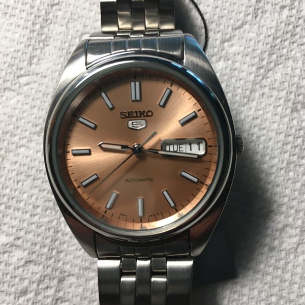 salmon dial seiko