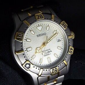 SEIKO SCUBA AIR DIVER’S 7N35 6100 Seiko Scuba 200M 7N35-6100 Titanium mid-size quartz