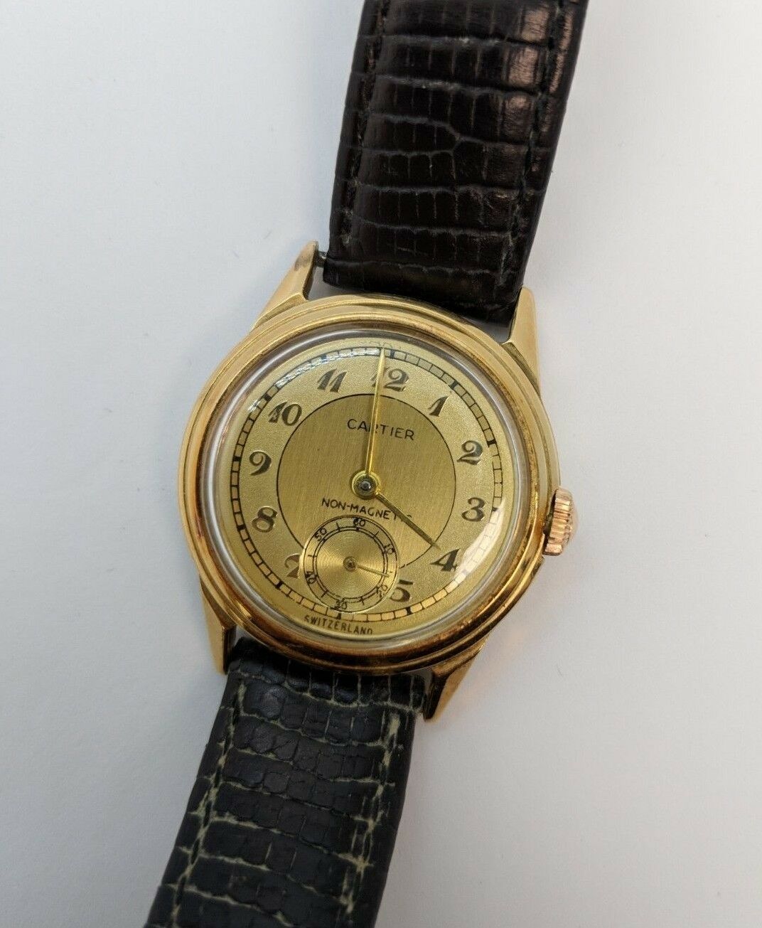 Vintage Cartier Made By Movado 14K Gold Hand Winding Watch 30mm