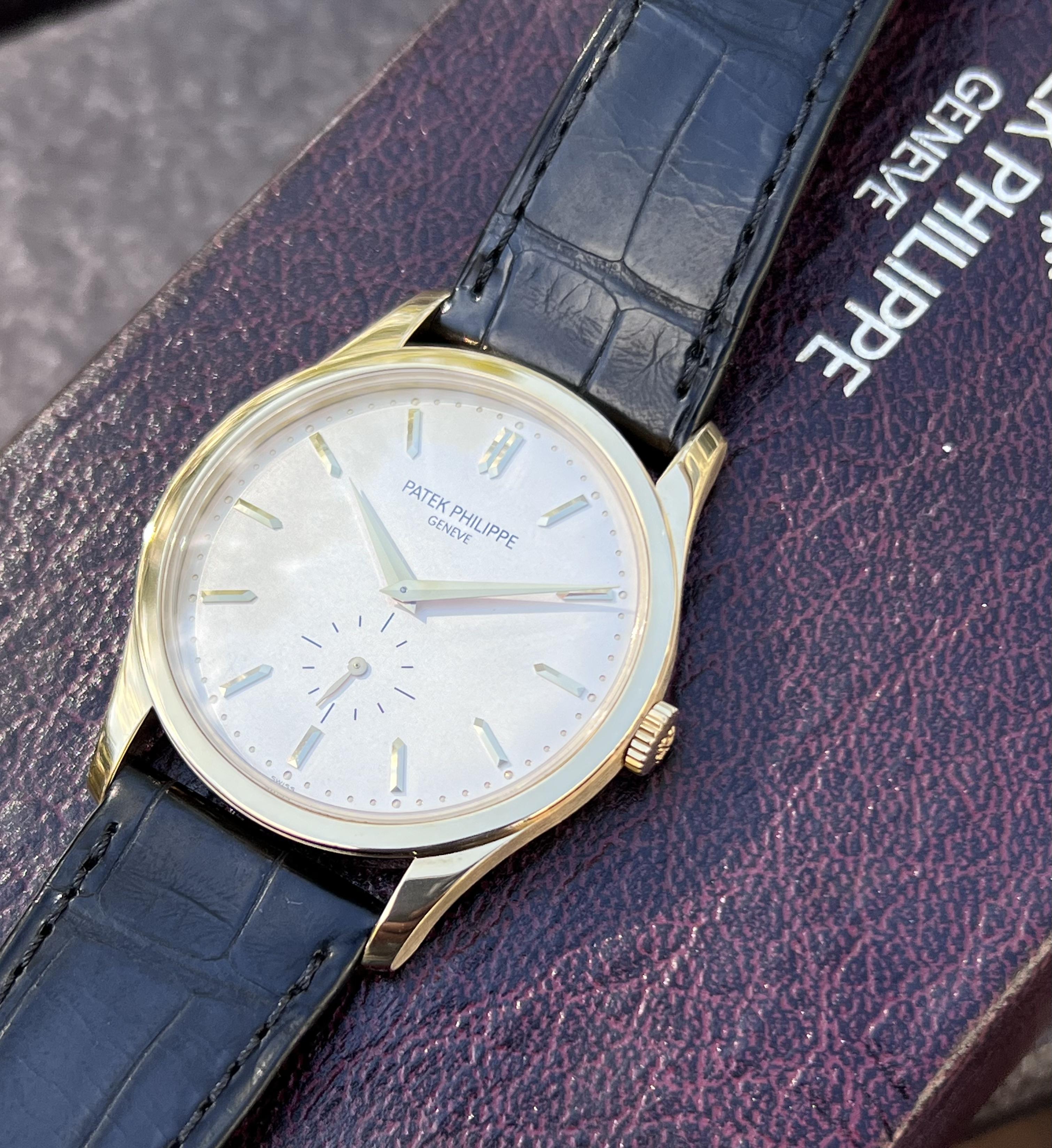 Patek Philippe Calatrava 5196J Full Set 18K Yellow Gold Geneva