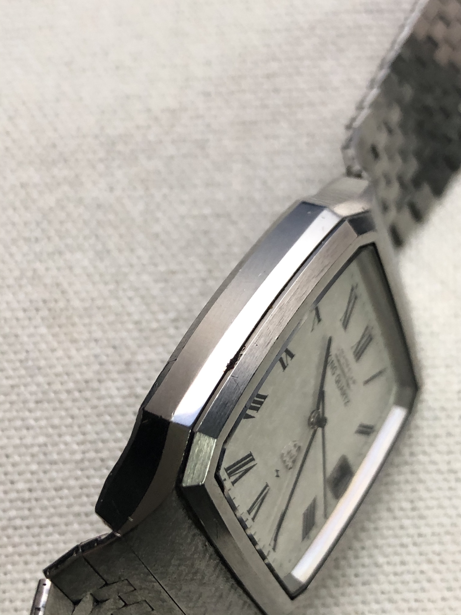 WTS] Seiko King Quartz 9722-5000 Double Quartz Texture Case