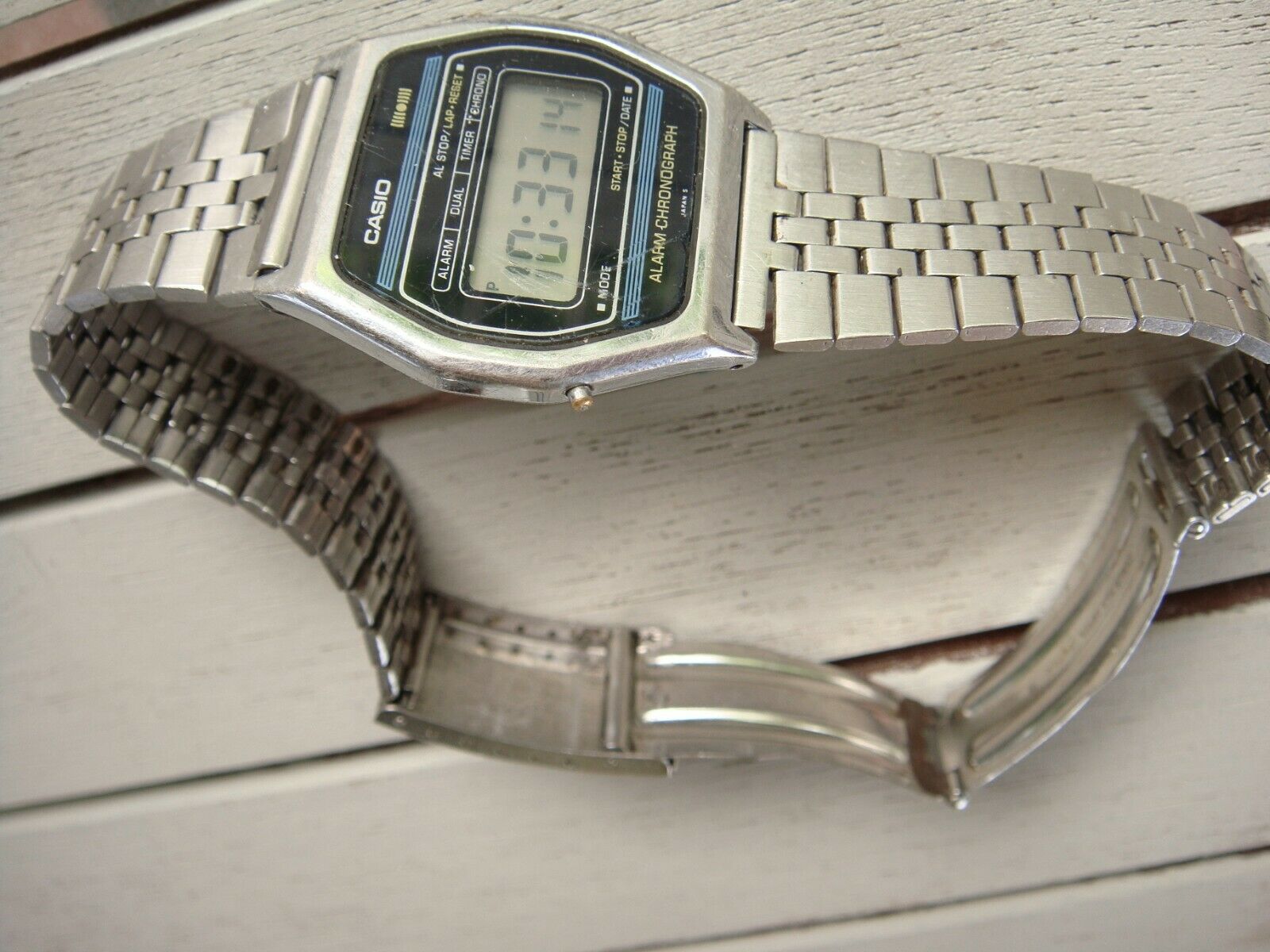Vintage 1980 Digital Watch CASIO SA-50 module 145 Super Slimline 