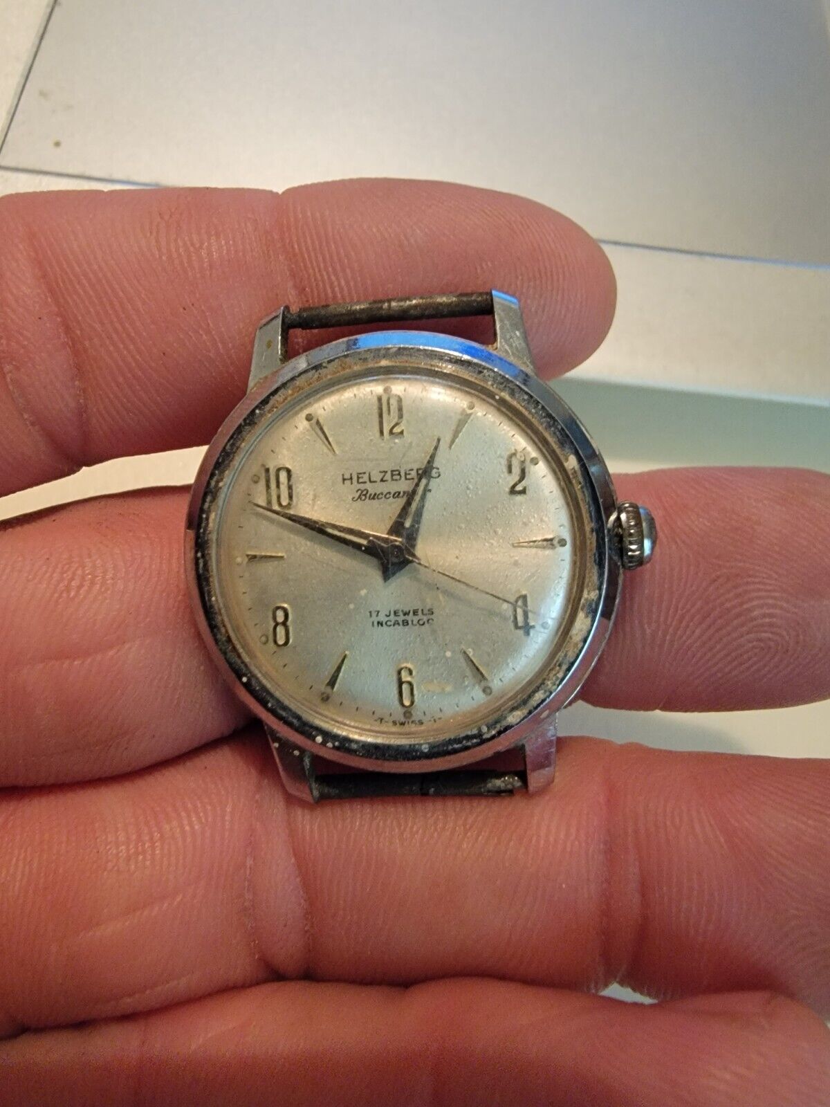 Vintage best sale helzberg watches