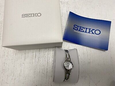 Seiko 1N00 0GM0 Movement Japan Watch Silver Tone St. Steel Water