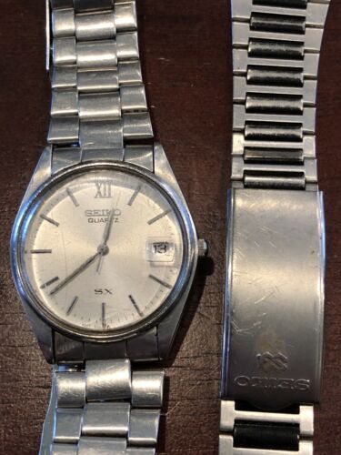 Men s Seiko Stainless Steel 5Y22 6000 Quartz Watch With Extra