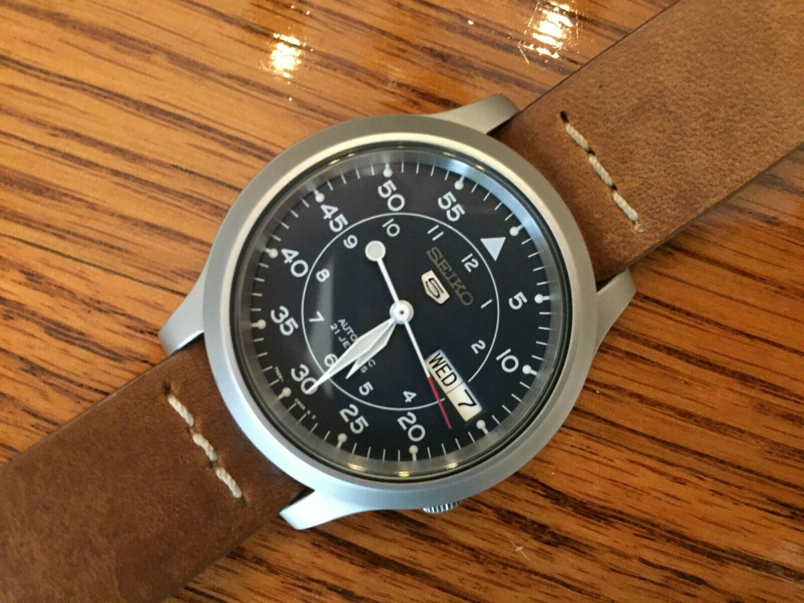 Seiko snk807 leather strap deals