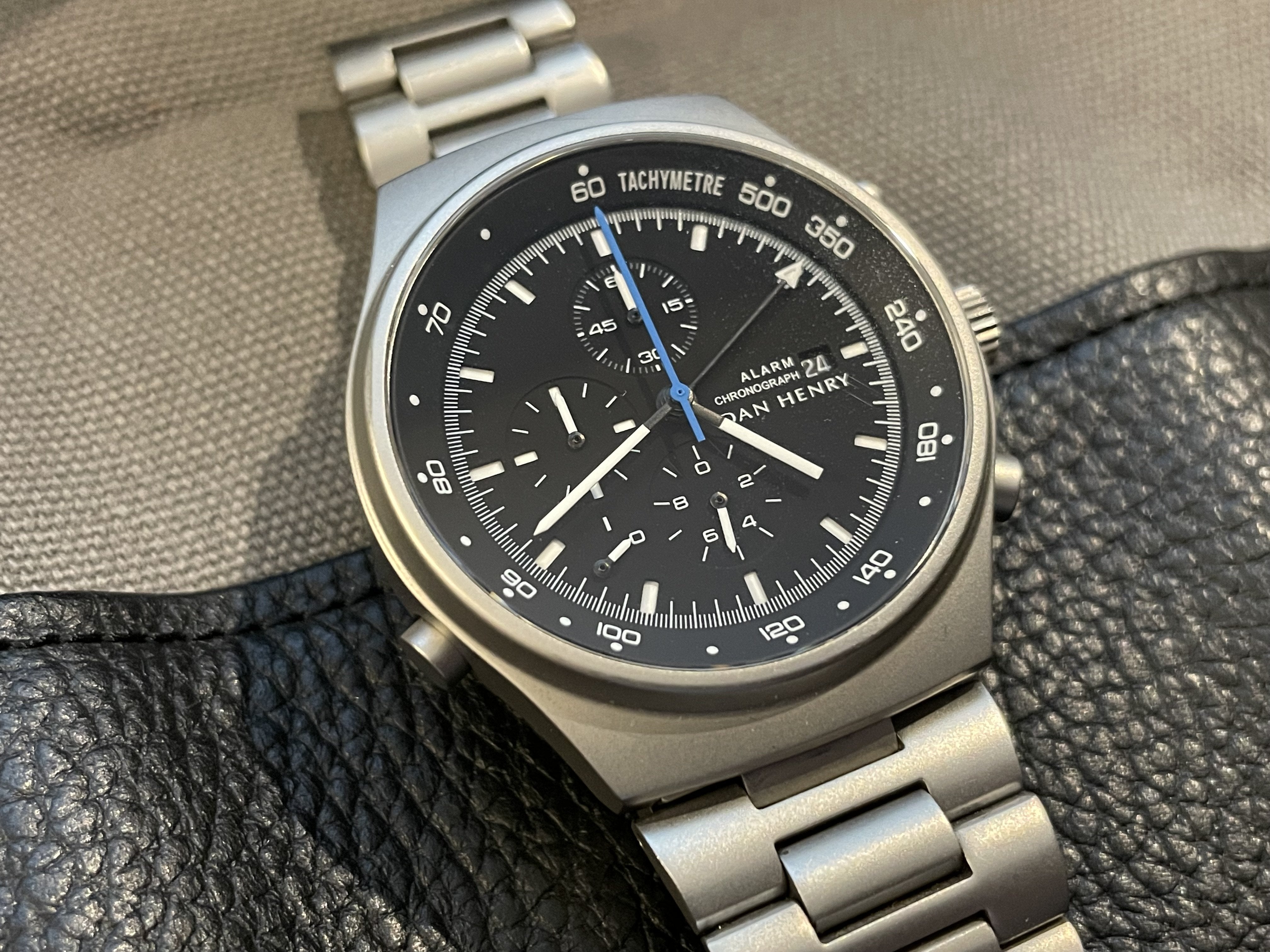 Dan Henry 1972 Maverick Chronograph | WatchCharts Marketplace Dan Henry 1972 Maverick Chronograph | WatchCharts Marketplace