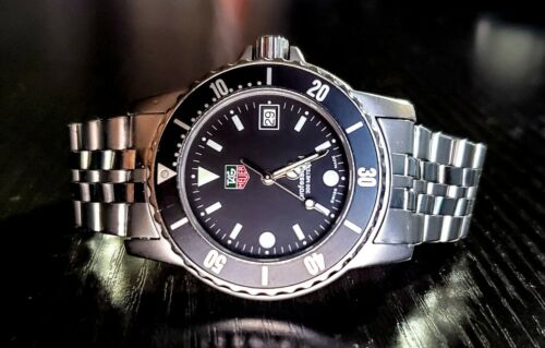 Tag Heuer Professional 200M 1500 Swiss Made Quartz Dive Watch