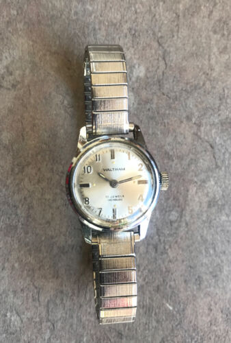 Waltham incabloc 17 hot sale ladies watch