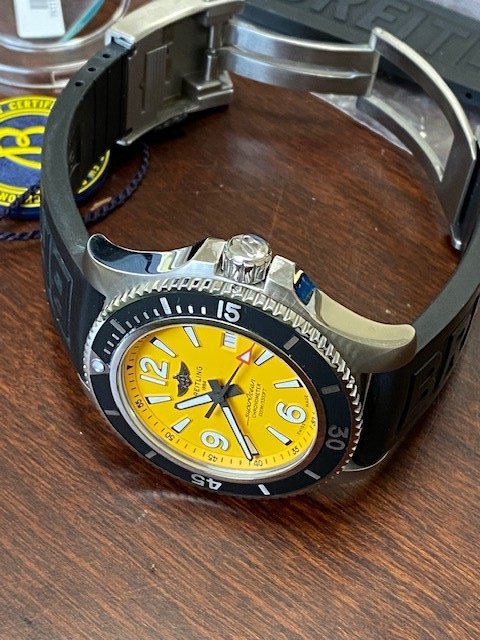 Breitling superocean 44 rubber clearance strap