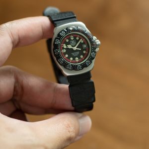 Vtg TAG Heuer Womens Watch 29mm 374.513 200M Black Dial New Battery 6.75\