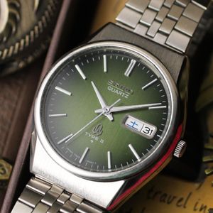 Seiko 8f32-0280 perpetual calendar quartz 10y battery