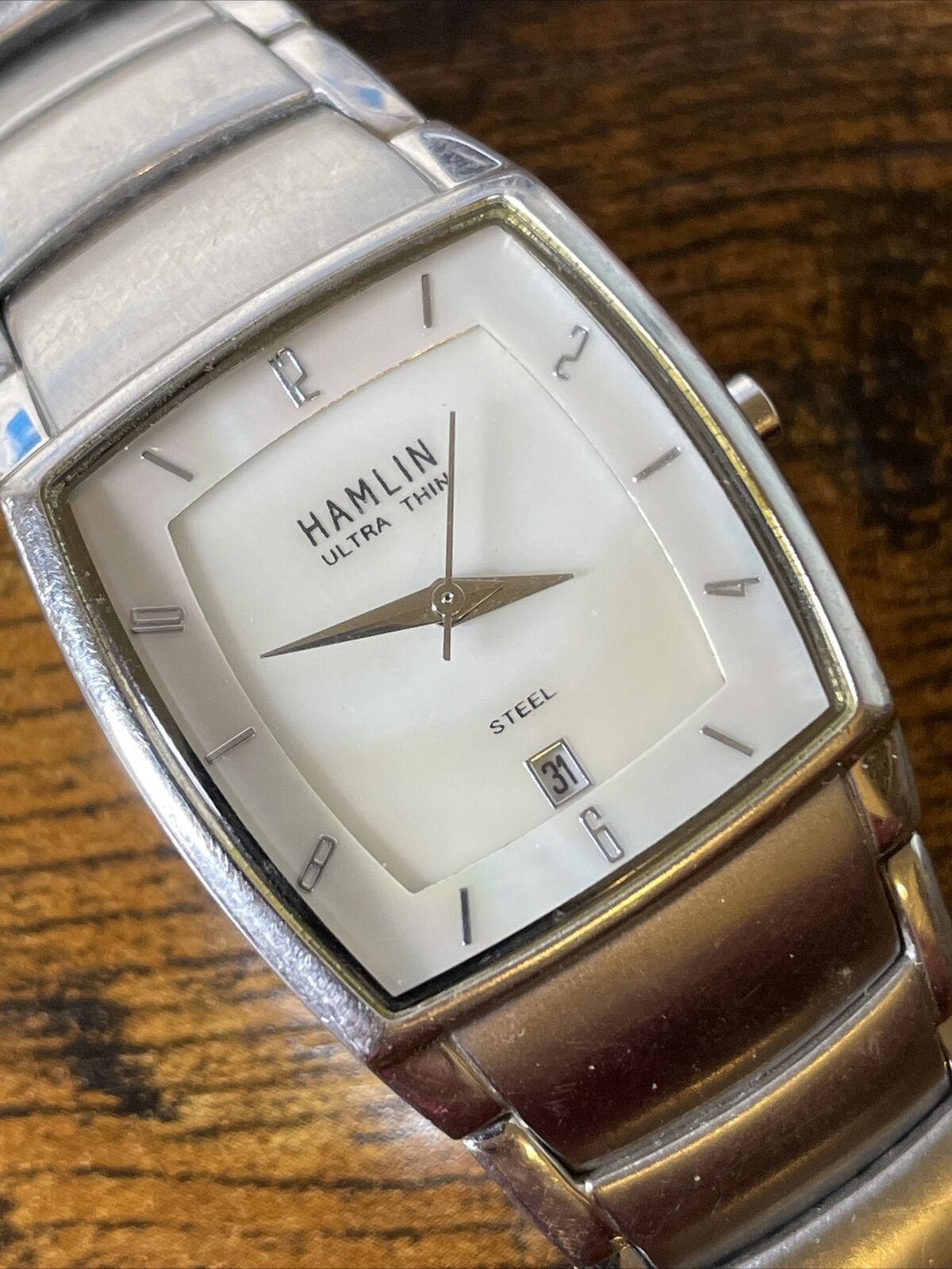 Hamlin ultra sale thin watch