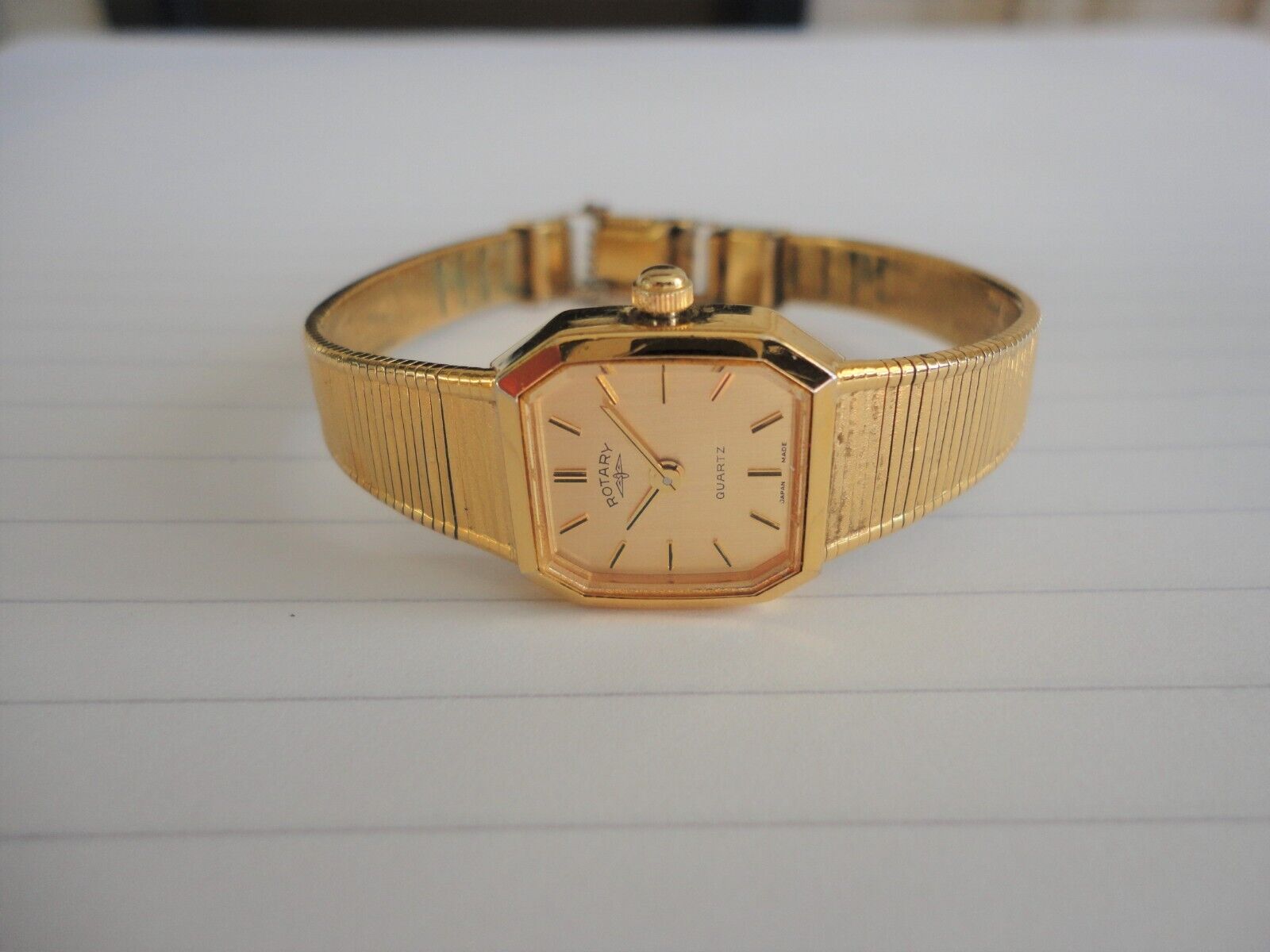 Rotary 3237 ladies' stylish quartz wristwatch - working, used 