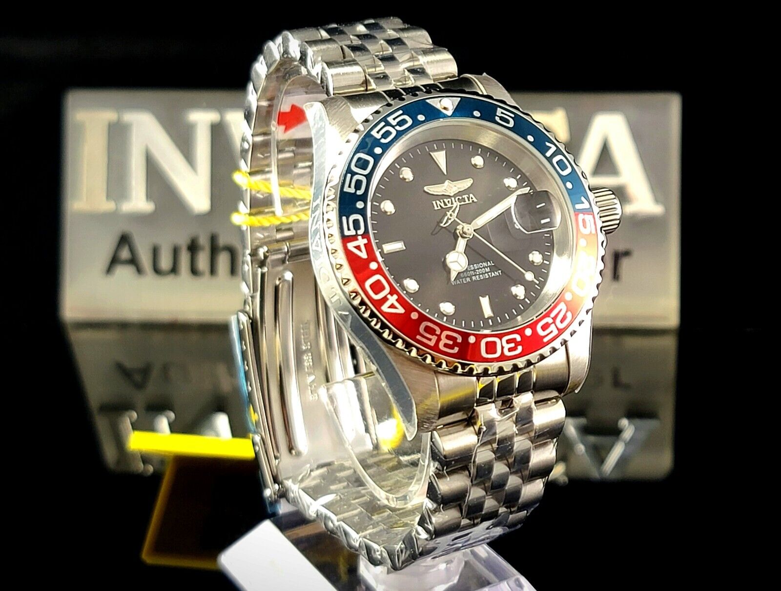 Invicta pro diver jubilee bracelet hotsell