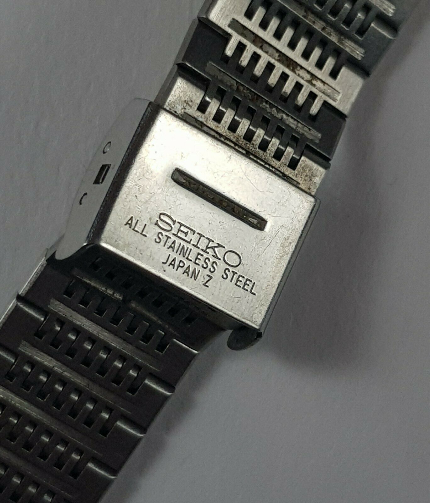 Seiko LC Calculator C153-5007 Red Japan Z-145 Band Digital Seiko LC Calculator C153-5007 Red Japan Z-145 Band Digital