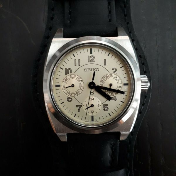 SEIKO SUS 5Y89-0A50 レアモデル クォーツ SEIKO SUS 5Y89-0A50 レアモデル クォーツ - メルカリ