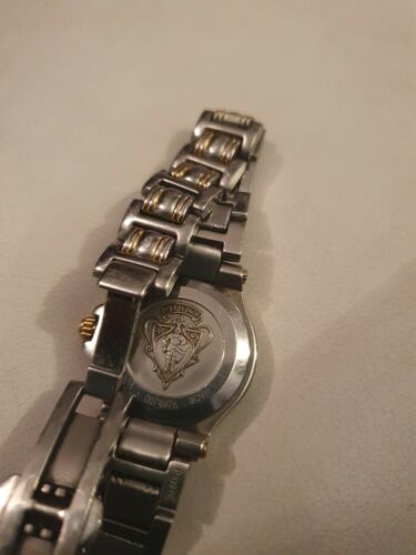 Gucci 9045L Genuine Ladies watch | WatchCharts