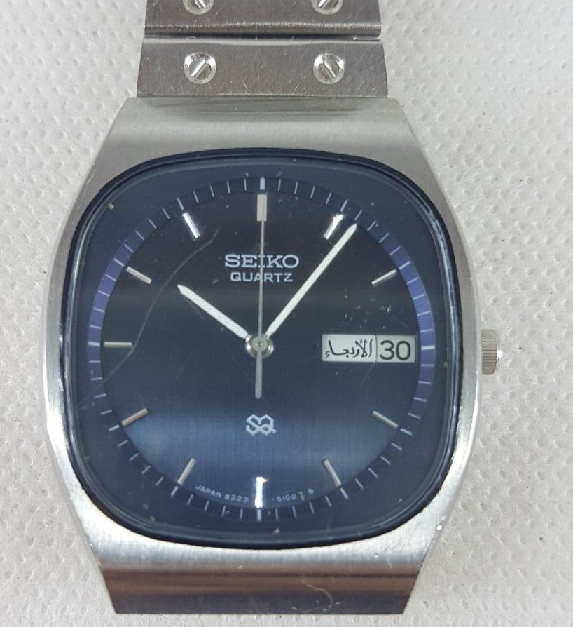 時計 SEIKO SQ 8223-510A SUWA FACTORY Seiko SQ Quartz 8223- 510A Arabic & English days. rare model