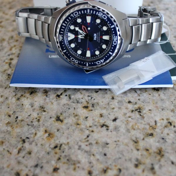 Seiko Sun065 Padi GMT Diver - Complete Boxset - Factory Bracelet and Rubber  | WatchCharts
