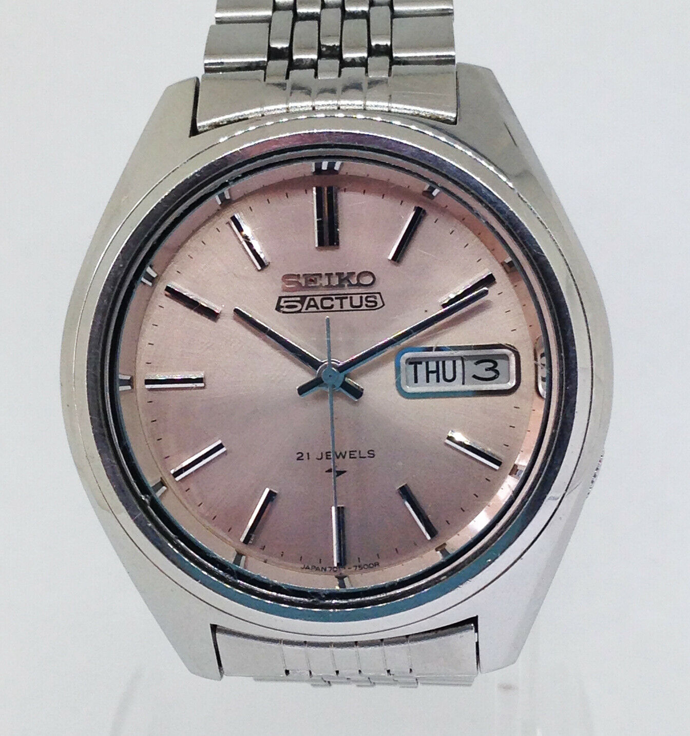 Men's SEIKO 5 ACTUS Automatic Watch. 378mm Pink Dial. Day. Date