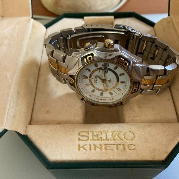 Seiko Sports 100 5M43OA31 Wrist Watch for Men Vintage Stoped