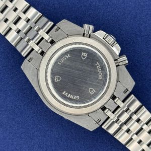 Nike VD57-5000 Sport Chrono 100 Analog Mens Chronograph Watch