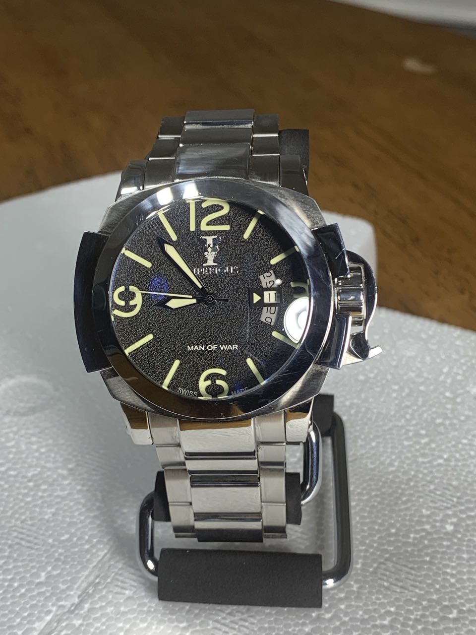 Imperious man best sale of war watch