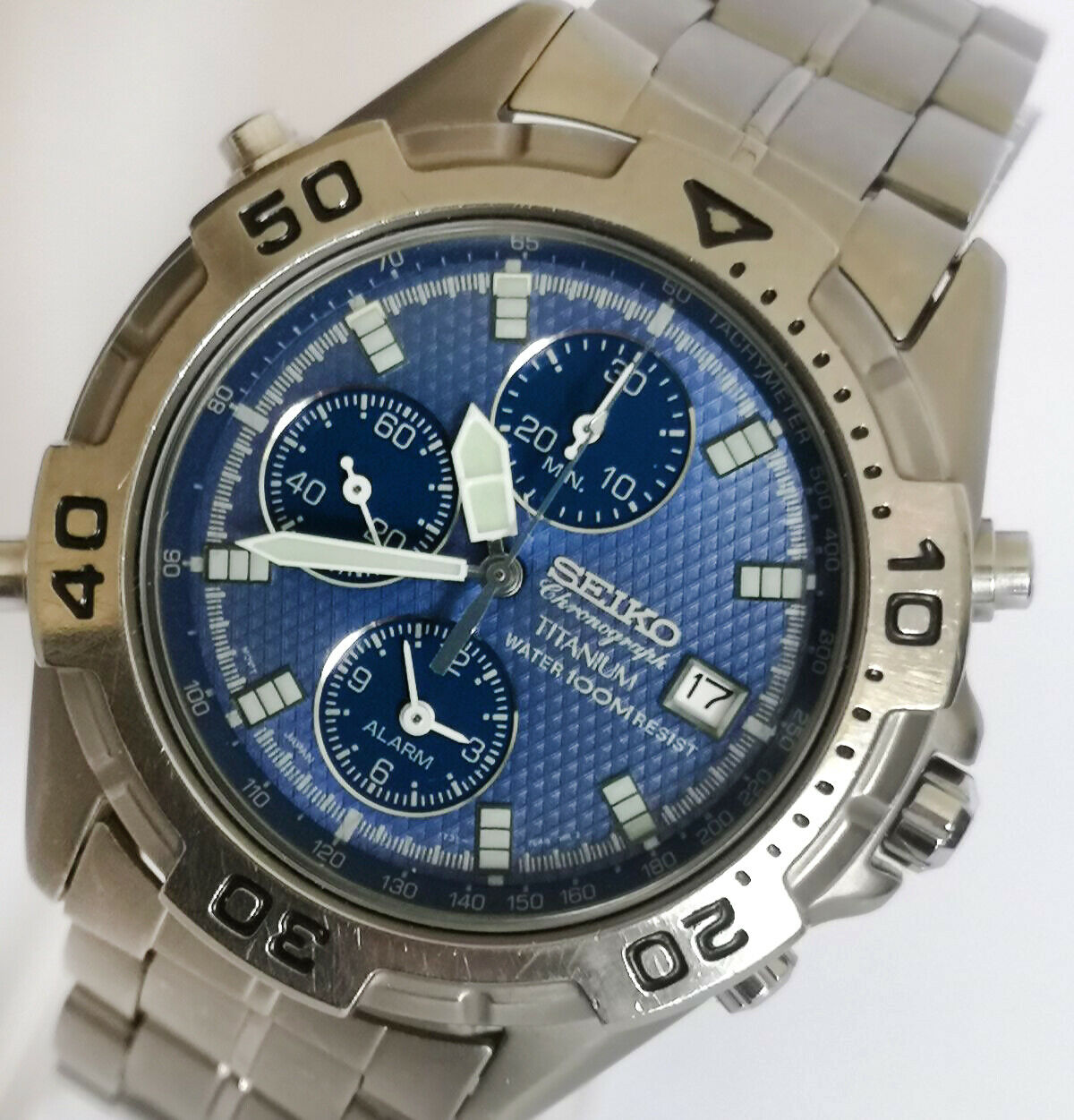 Rare vintage 1991 Seiko 7T32-7H40 Titanium men's quartz watch Chrono Alarm  Date | WatchCharts
