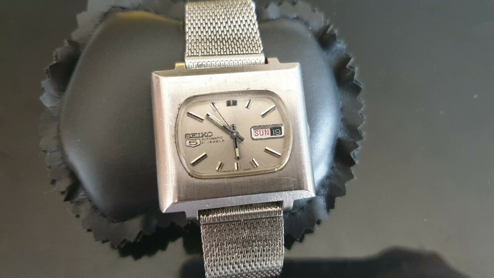 seiko 5 square watch