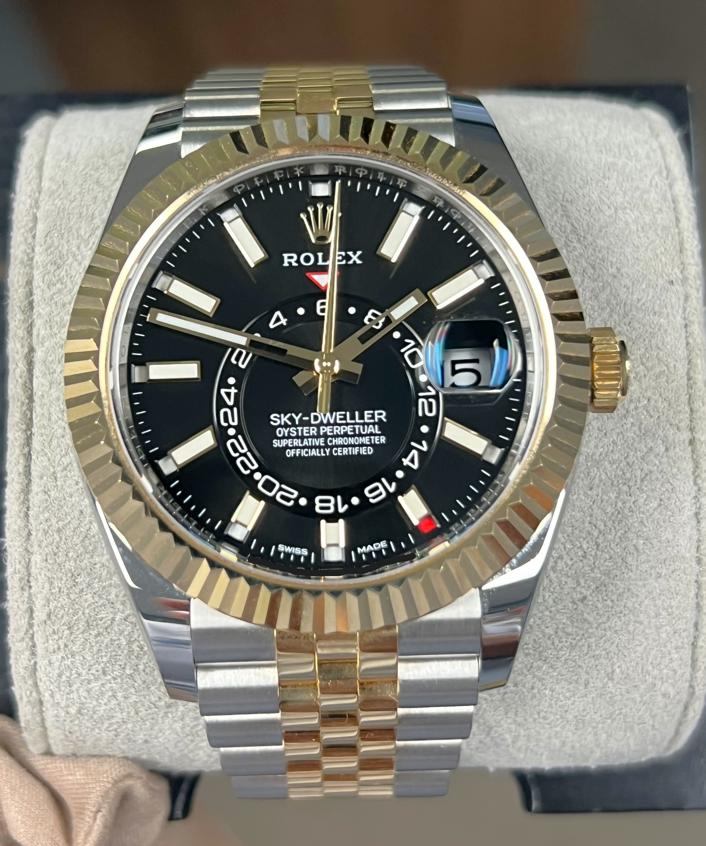 Rolex sky clearance dweller steel gold