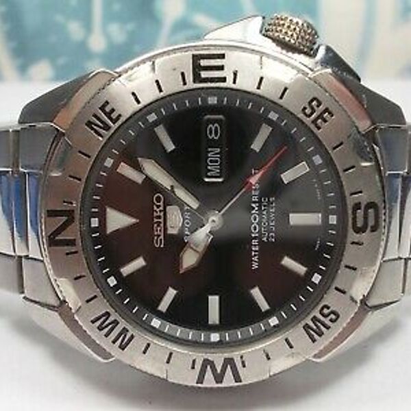 SEIKO 5 SPORTS 'COMPASS' DAY/DATE AUTOMATIC MENS WATCH 7S36 SEIKO 5 SPORTS 'COMPASS' DAY/DATE AUTOMATIC MENS WATCH 7S36